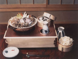 酒の燗もちょうどいい熱さで、ついつい飲みすぎてしまいそう。